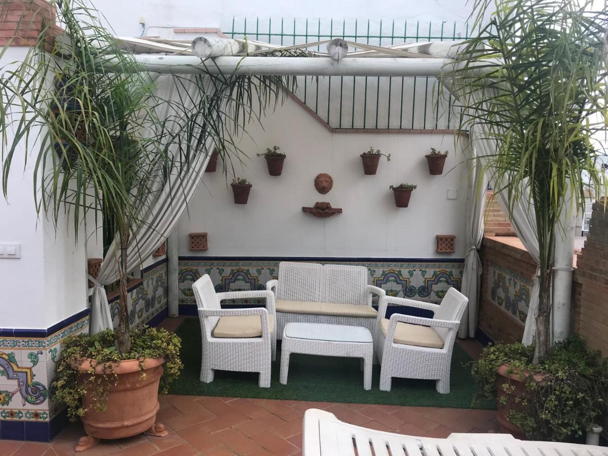 Pequeño palacete Calle Santas Patronas Sevilla Exterior foto